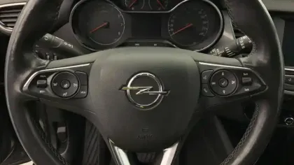 Photo 18 Opel Crossland  1.2 Turbo 130 ch BVM6 Elegance