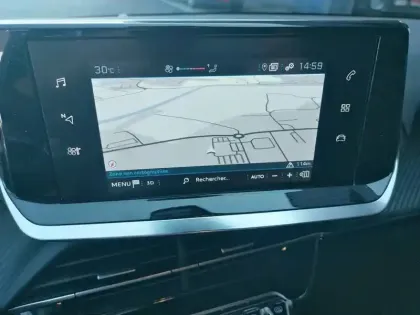 Photo 38 Peugeot 208  PureTech 75 S&S BVM5