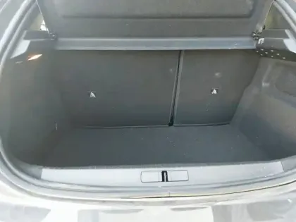 Photo 25 Peugeot 208  PureTech 75 S&S BVM5