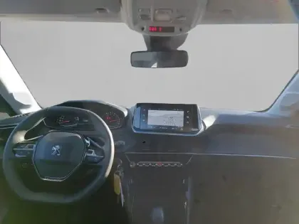 Photo 27 Peugeot 208  PureTech 75 S&S BVM5