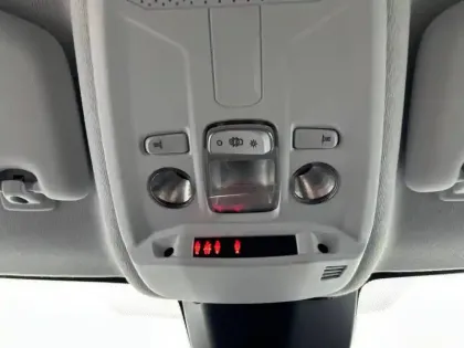 Photo 47 Peugeot 208  PureTech 75 S&S BVM5