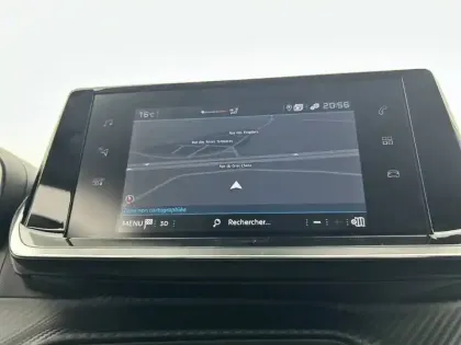 Photo 42 Peugeot 208  PureTech 75 S&S BVM5
