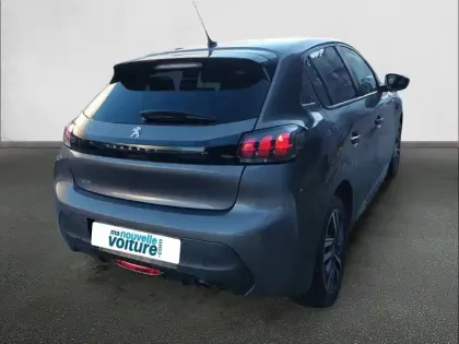 Photo 24 Peugeot 208  PureTech 75 S&S BVM5