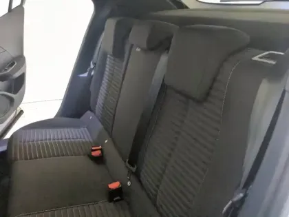 Photo 9 Peugeot 2008  PureTech 100 S&S BVM6