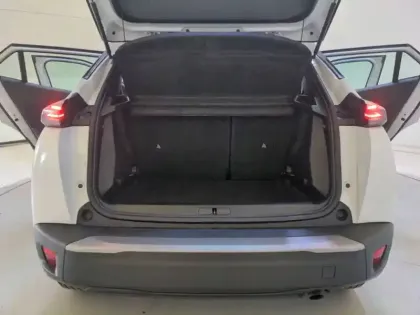 Photo 5 Peugeot 2008  PureTech 100 S&S BVM6