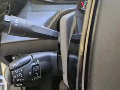 Photo 15 Peugeot 2008  PureTech 100 S&S BVM6