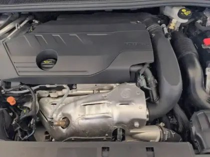 Photo 31 Peugeot 308  PHEV 180 e-EAT8