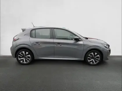 Photo 23 Peugeot 208  Hybrid 100 e-DCS6