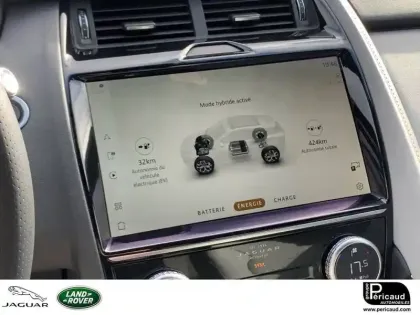 Photo 98 Jaguar E-Pace  P300e ch PHEV AWD BVA