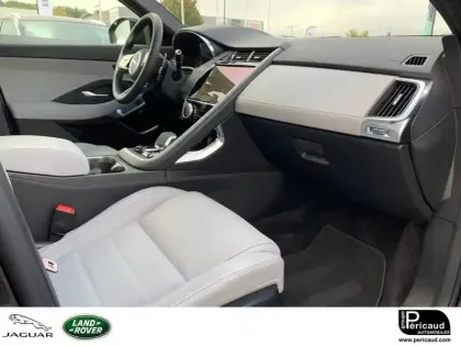 Photo 104 Jaguar E-Pace  P300e ch PHEV AWD BVA