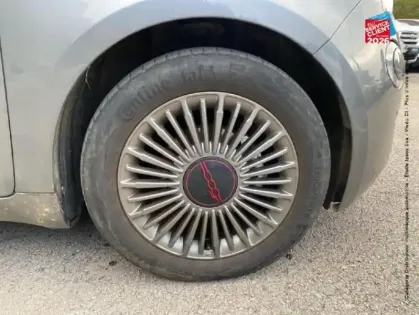 Photo 29 Fiat 500 Gén. II Ph1 MY22 (RED) 3