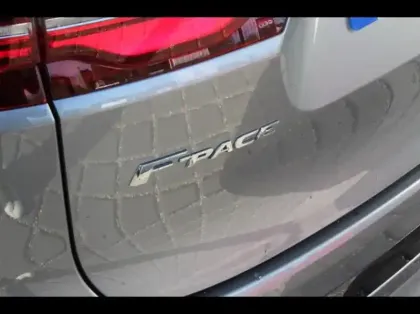 Photo 26 Jaguar F-Pace  P400e Plug-in-Hybrid R-Dynamic SE BVA8 AWD