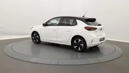 Photo 29 Opel Corsa  Electrique 136 ch & Batterie 50 kWh Elegance Business
