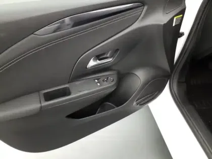 Photo 12 Opel Corsa  Electrique 136 ch & Batterie 50 kWh Elegance Business