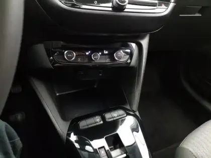 Photo 17 Opel Corsa  Electrique 136 ch & Batterie 50 kWh Elegance Business