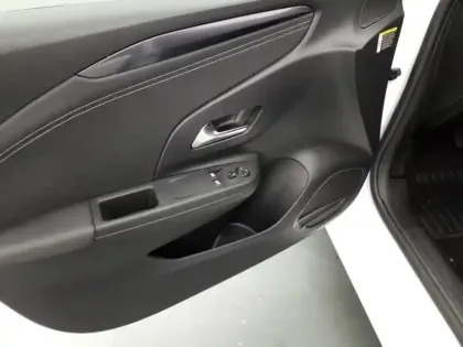 Photo 12 Opel Corsa  Electrique 136 ch & Batterie 50 kWh Elegance Business