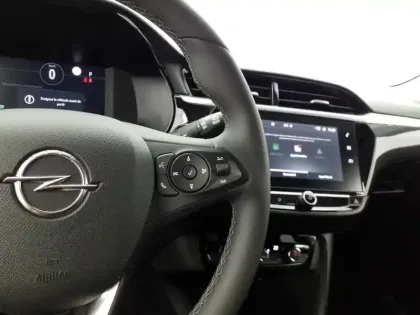 Photo 19 Opel Corsa  Electrique 136 ch & Batterie 50 kWh Elegance Business