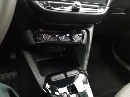 Photo 17 Opel Corsa  Electrique 136 ch & Batterie 50 kWh Elegance Business