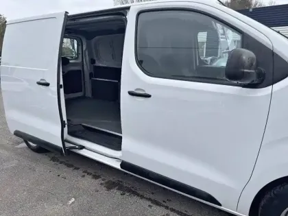 Photo 38 Peugeot Expert  FGN M BLUEHDI 120 S&S BVM6