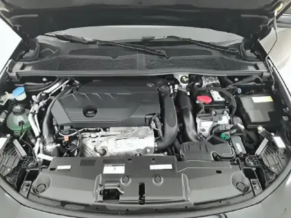 Photo 37 Peugeot 308  PHEV 180 e-EAT8