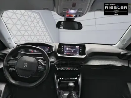 Photo 49 Peugeot 2008  PureTech 100 S&S BVM6