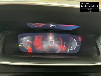 Photo 30 Peugeot 2008  PureTech 100 S&S BVM6