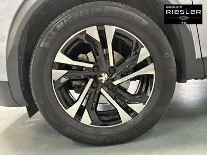 Photo 54 Peugeot 2008  PureTech 100 S&S BVM6