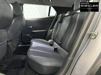 Photo 53 Peugeot 2008  PureTech 100 S&S BVM6