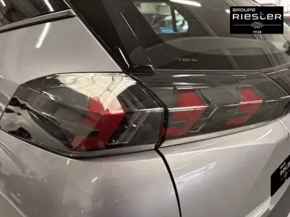 Photo 58 Peugeot 2008  PureTech 100 S&S BVM6