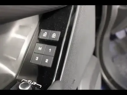 Photo 25 Land rover Range Rover Velar  2.0 P400e 404ch PHEV S AWD BVA