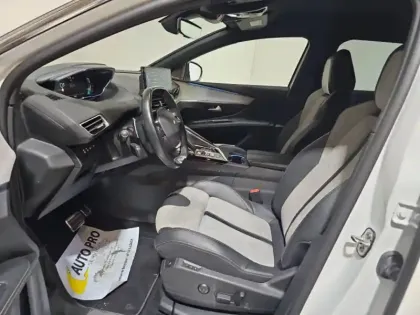 Photo 12 Peugeot 3008  HYBRID4 300ch GT Pack e-EAT8