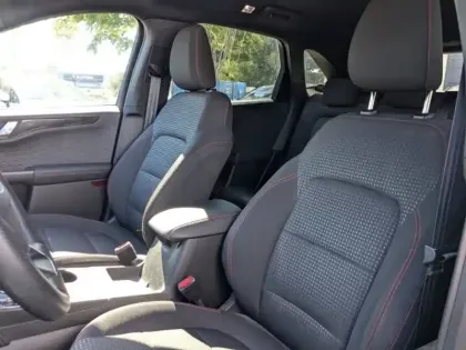 Photo 23 Ford Kuga  2.5 Duratec 190ch FHEV ST-Line BVA