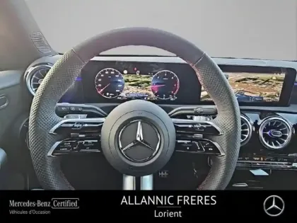 Photo 6 Mercedes Classe A  180 d 116ch AMG Line 8G-DCT