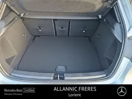 Photo 11 Mercedes Classe A  180 d 116ch AMG Line 8G-DCT