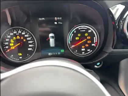 Photo 40 Mercedes EQT  200