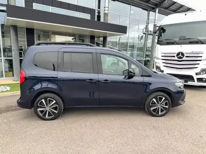 Photo 37 Mercedes EQT  200