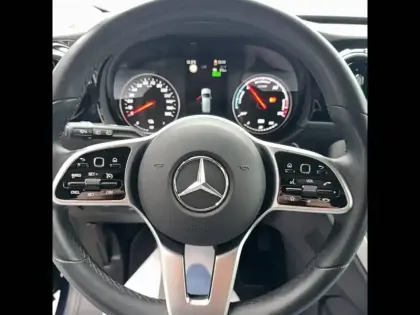 Photo 45 Mercedes EQT  200