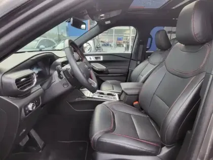 Photo 12 Ford Explorer Gén. III Ph1 ST-Line 5