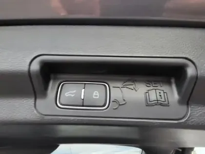 Photo 6 Ford Explorer Gén. III Ph1 ST-Line 5