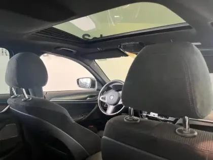 Photo 12 BMW Serie 5 Série 5 530eA xDrive 292ch M Sport Steptronic