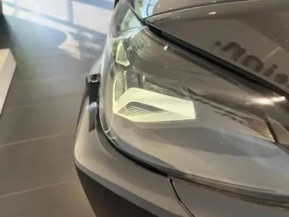 Photo 9 BMW Serie 5 Série 5 530eA xDrive 292ch M Sport Steptronic