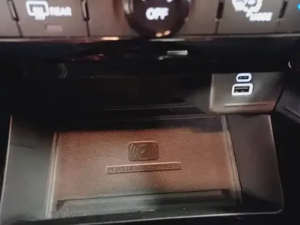 Photo 84 Jeep Compass  1.3 PHEV T4 240 ch 4xe eAWD