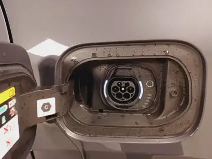 Photo 61 Jeep Compass  1.3 PHEV T4 240 ch 4xe eAWD