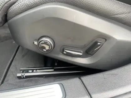 Photo 11 Volvo V60  T6 AWD Hybride Rechargeable 253 ch + 145 ch Geartronic 8