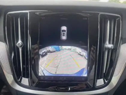 Photo 14 Volvo V60  T6 AWD Hybride Rechargeable 253 ch + 145 ch Geartronic 8