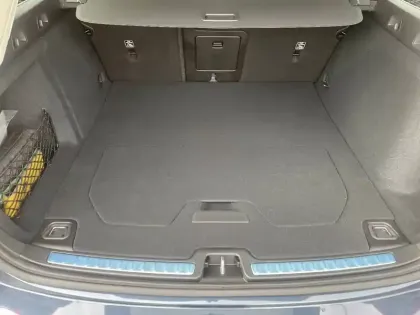 Photo 6 Volvo V60  T6 AWD Hybride Rechargeable 253 ch + 145 ch Geartronic 8