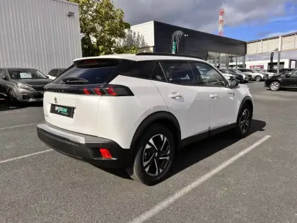 Photo 8 Peugeot 2008  Electrique 136 ch