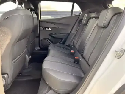 Photo 11 Peugeot 2008  Electrique 136 ch