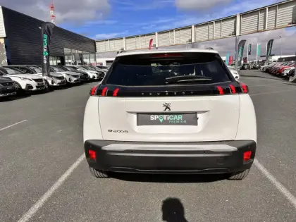 Photo 6 Peugeot 2008  Electrique 136 ch