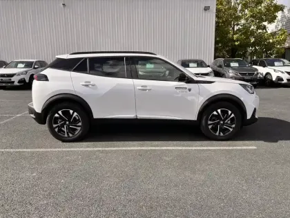 Photo 21 Peugeot 2008  Electrique 136 ch